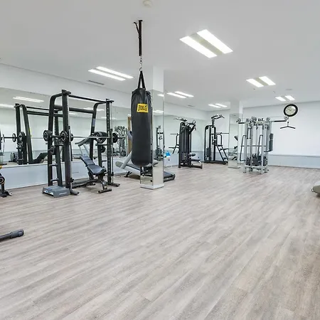 Apartment Puerto Banus Getaway Giant Heated Pool And Gym Marbella