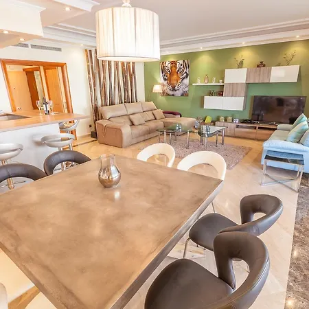 Puerto Banus Getaway Giant Heated Pool And Gym *