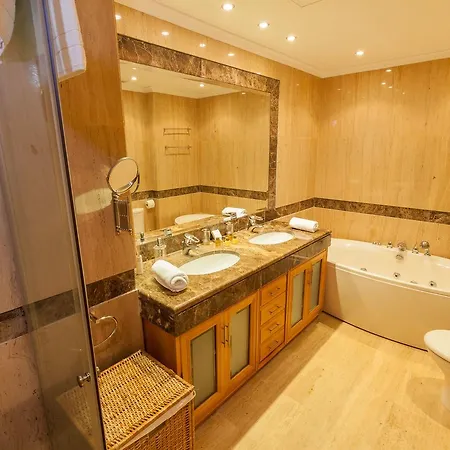Puerto Banus Getaway Giant Heated Pool And Gym * Marbella