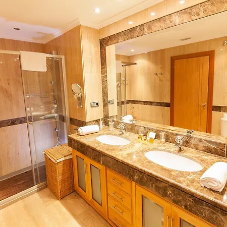Apartment Puerto Banus Getaway Giant Heated Pool And Gym *