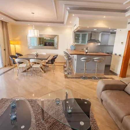 Puerto Banus Getaway Giant Heated Pool And Gym Apartment *